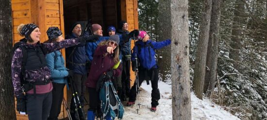 Excursion des fêtes VVV 2023 au Sentier de la forêt Marine, aux Éboulements, Charlevoix. Photo par Odile G.