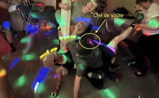 Un empilement fortuit à un party VVV 2024.